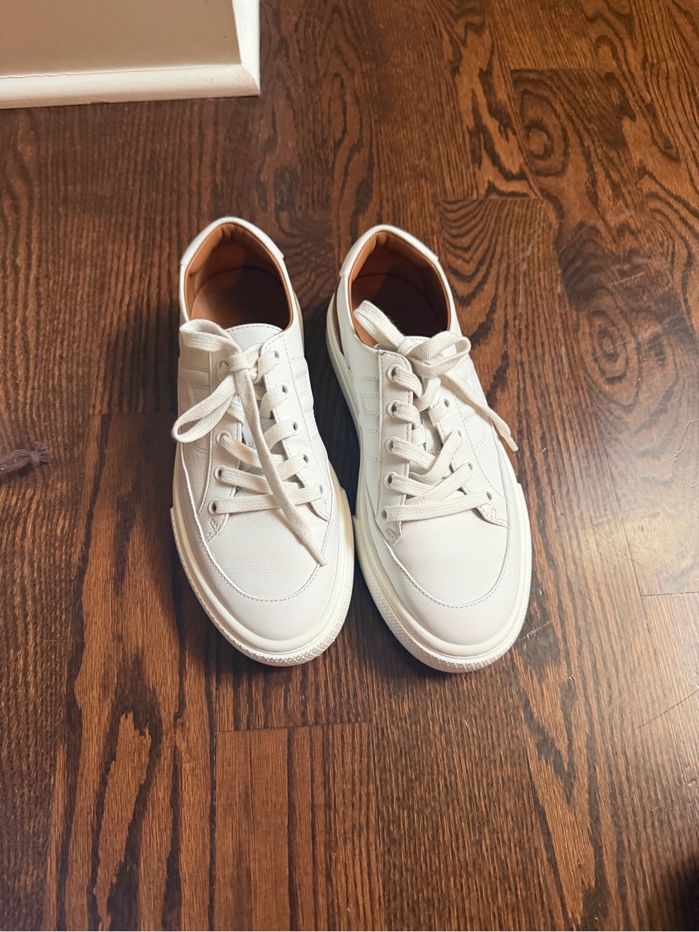 Hermes Classic White Low-Top Sneakers